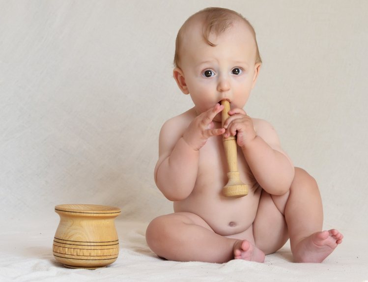 नवजात शिशु के बैठना सिखाने के आसन तरीके help newborn learn to sit